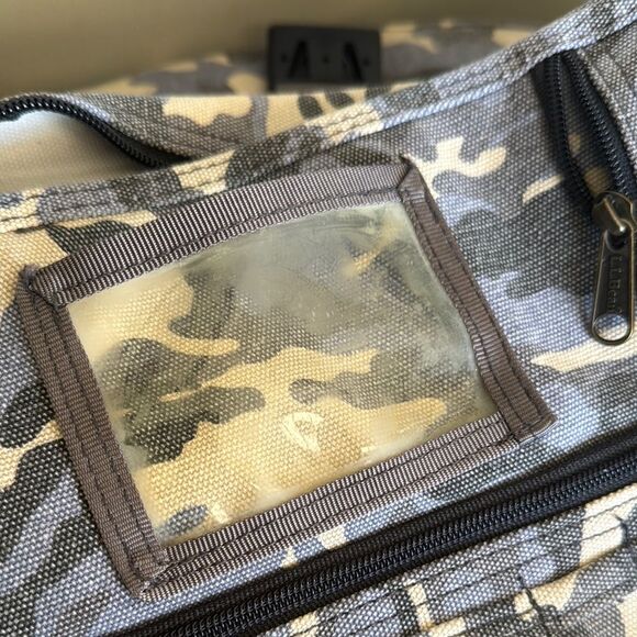L.L.Bean Gray Messenger Travel Bag with Camouflage Design - Picture 9 of 14